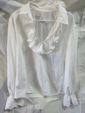 Women’s White Ruffle Collar Blouse